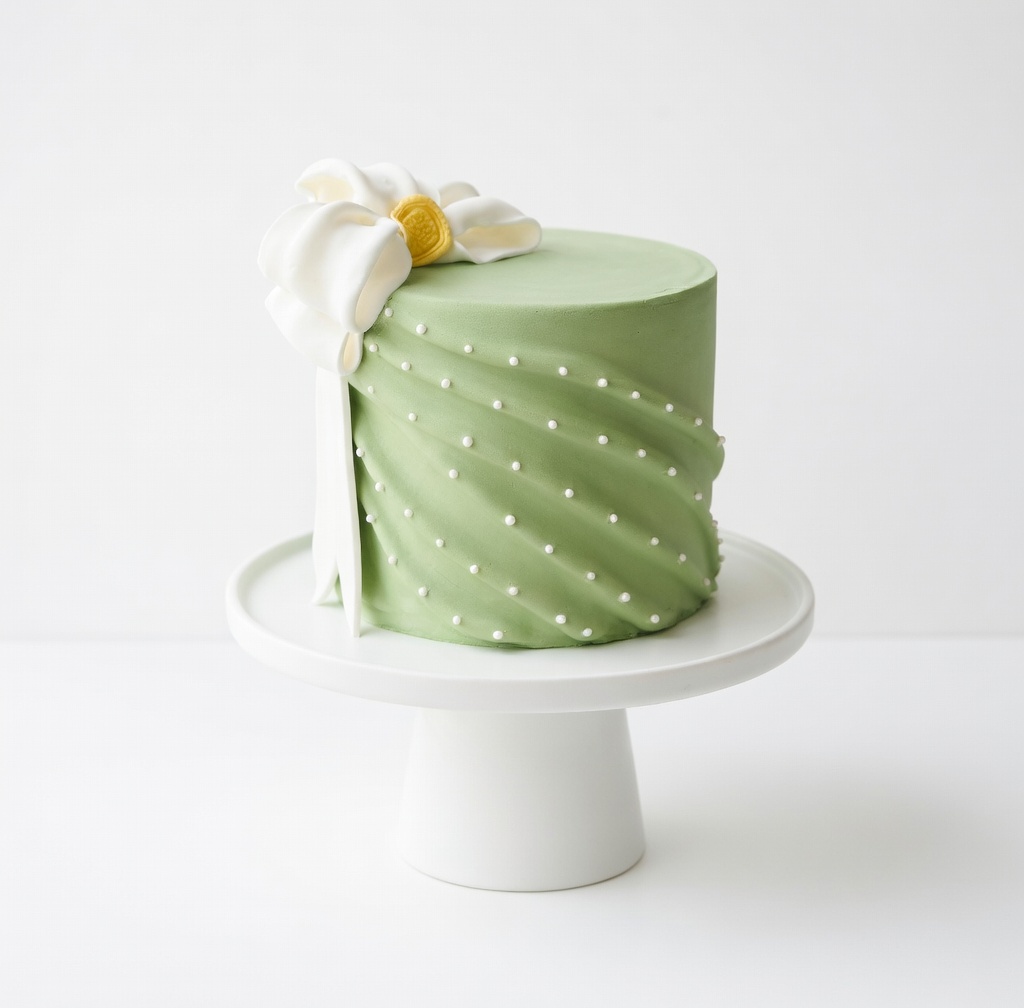 Garden Bow Cake